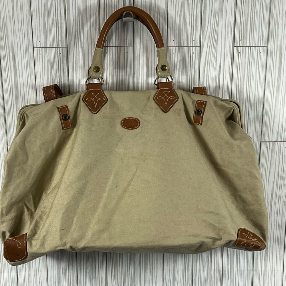 Vintage Liz Claiborne Hard Closure Travel Duffle